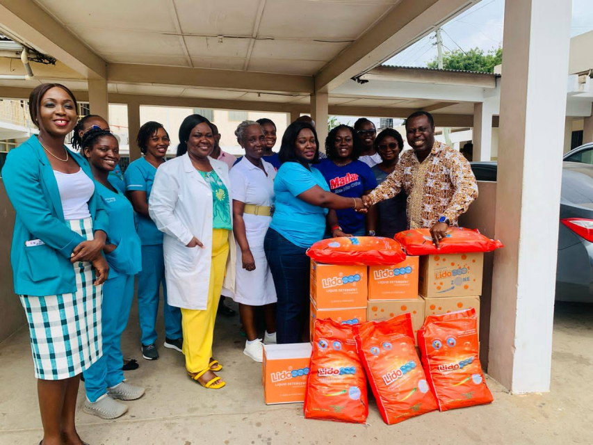 qweby-foundation-honours-exceptional-client-service-at-korle-bu-polyclinicfamily-medicine